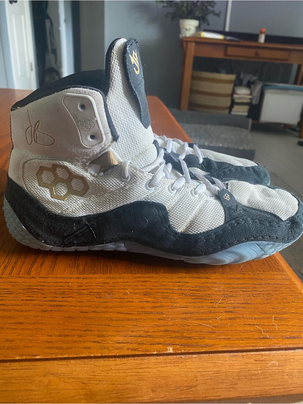 Rudis wrestling shoes, size 8